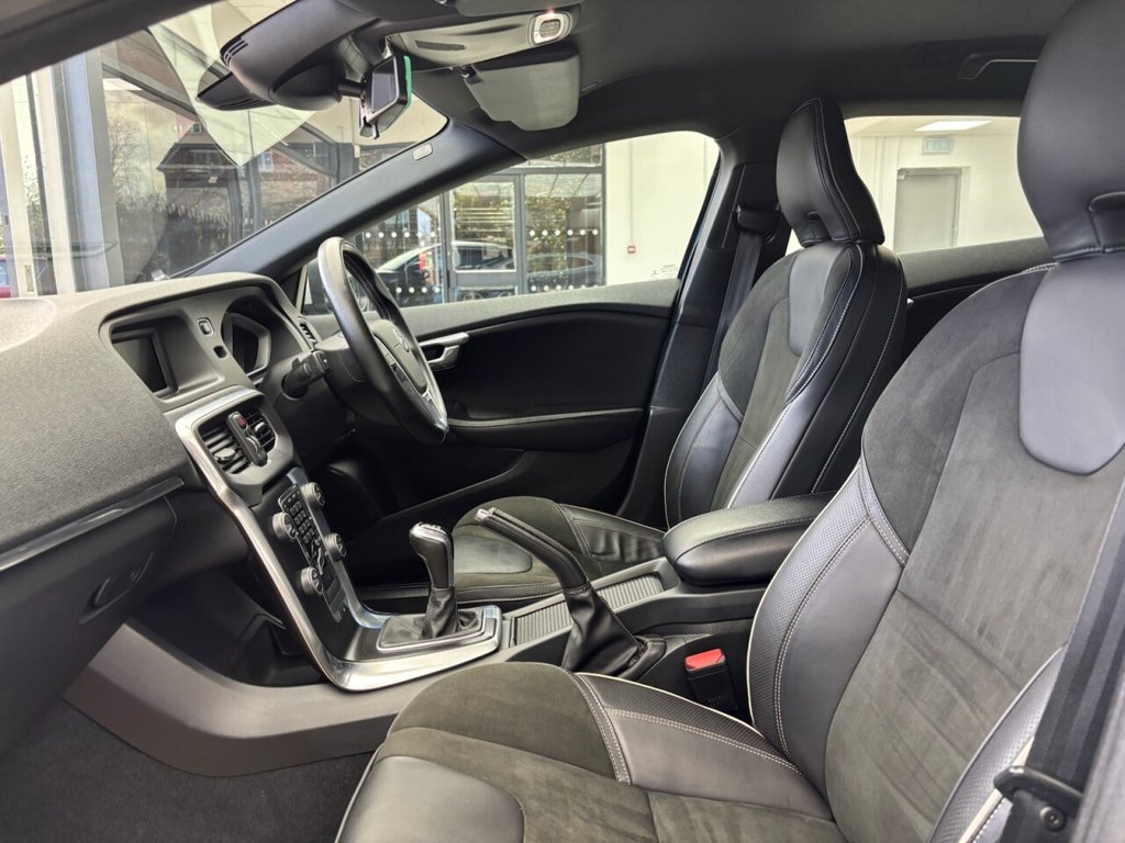 Used Volvo V40 2016 for sale - 78030742: Photo 39