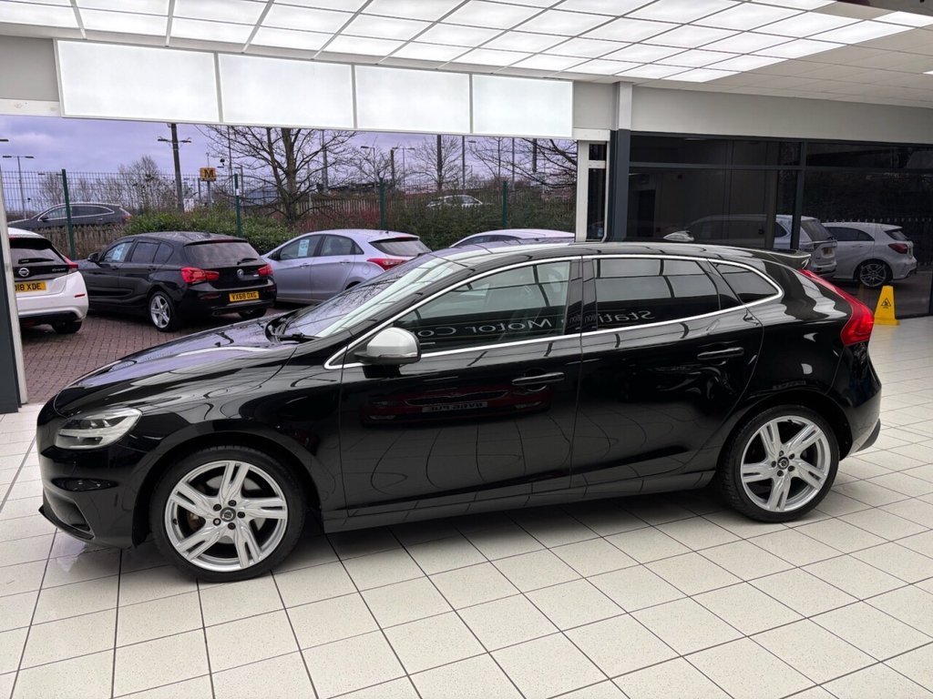 Used Volvo V40 2016 for sale - 77369782: Photo 7