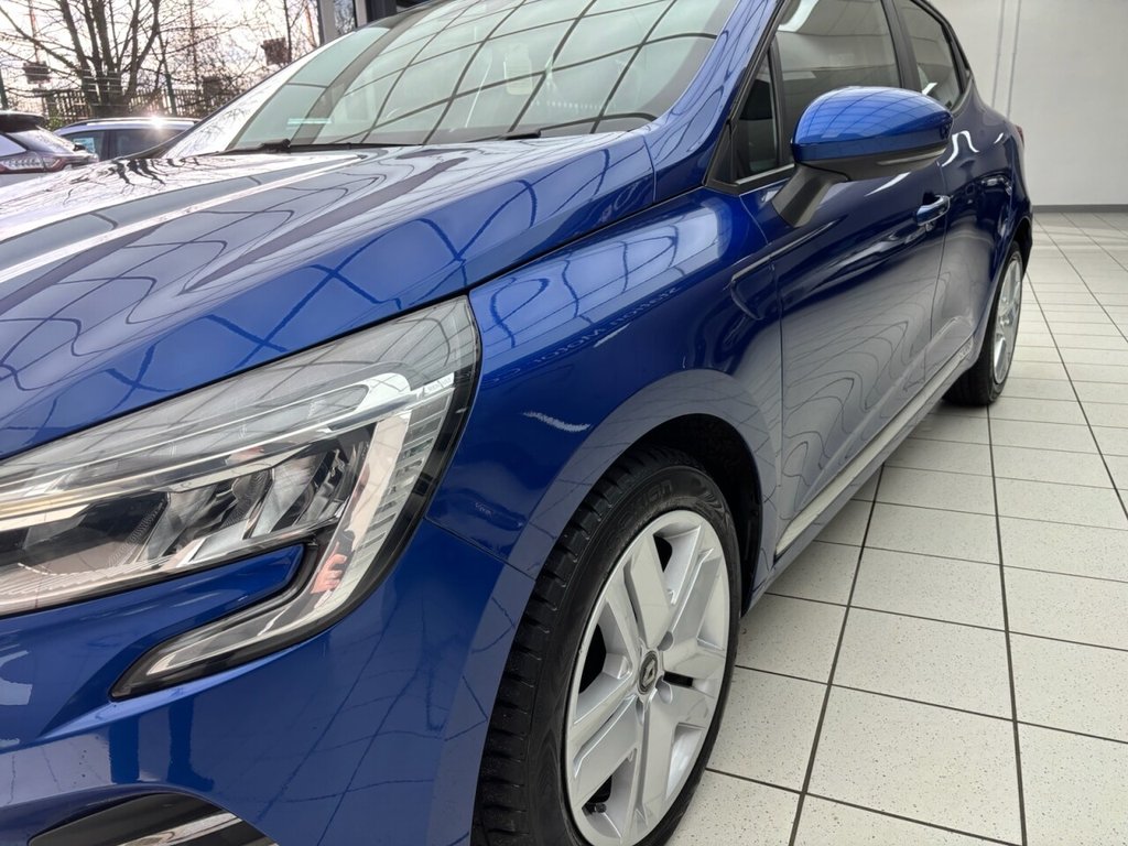 Used Renault Clio 2020 for sale - 77571930: Photo 15