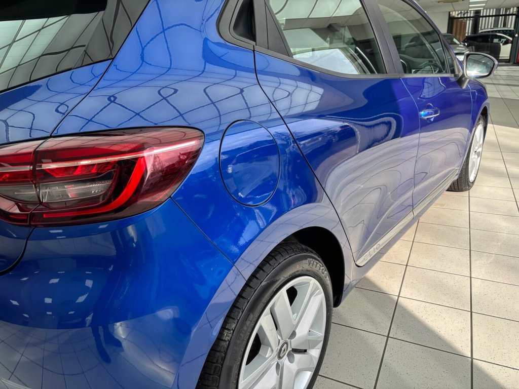 Used Renault Clio 2020 for sale - 77571930: Photo 17