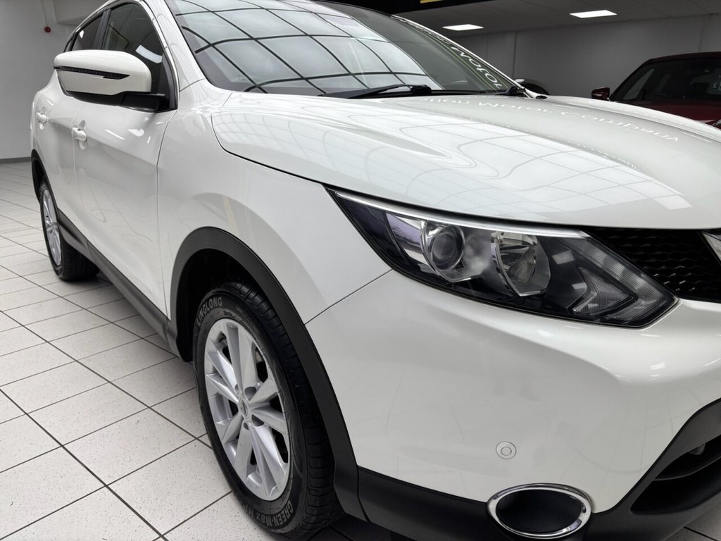 Used Nissan Qashqai 2015 for sale - 77328351: Photo 14