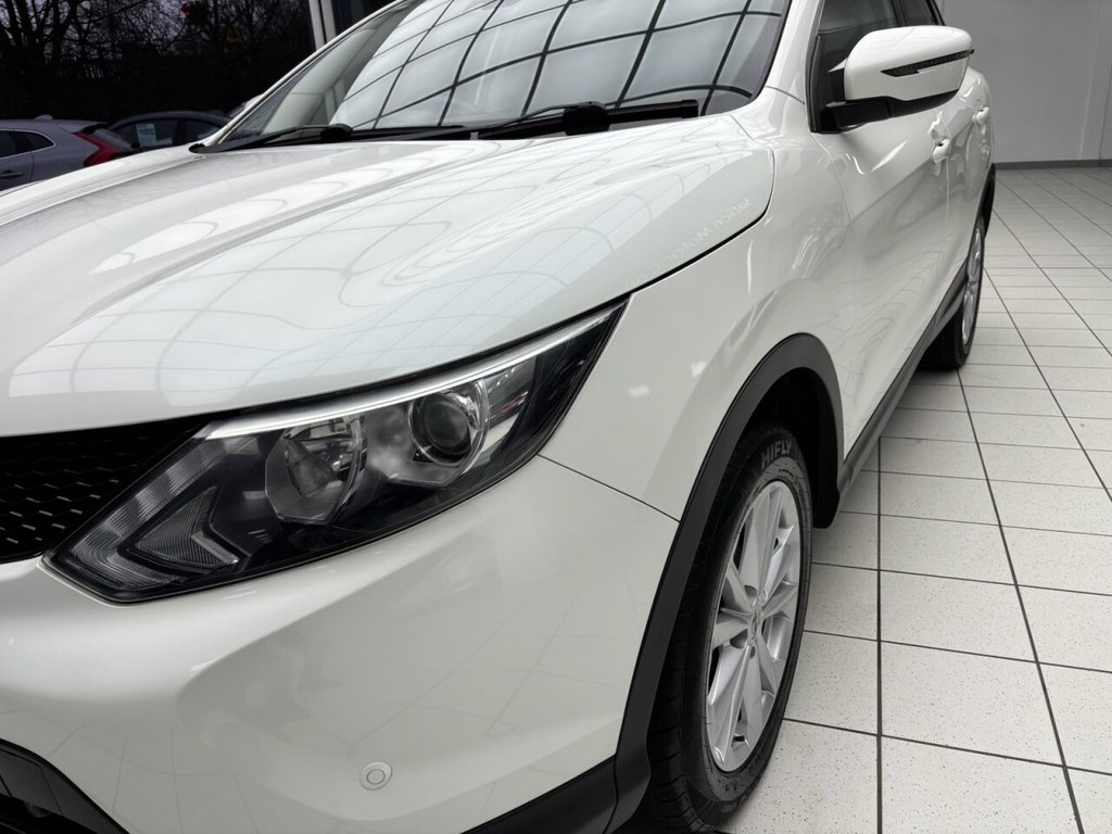 Used Nissan Qashqai 2015 for sale - 77328351: Photo 15