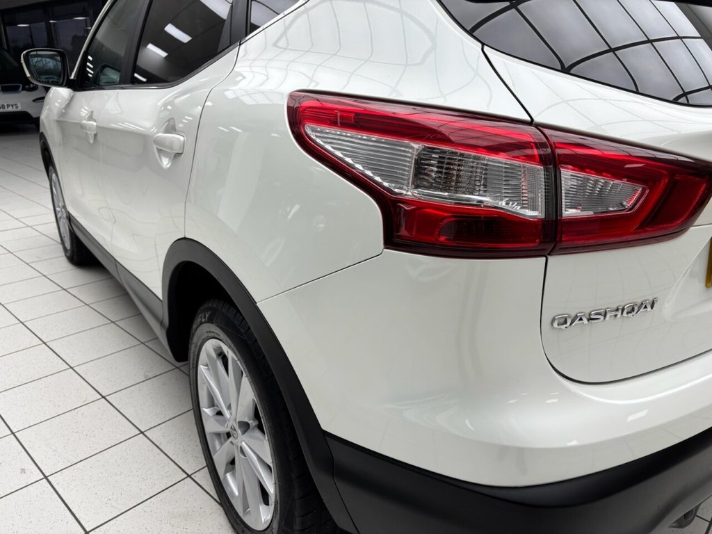 Used Nissan Qashqai 2015 for sale - 77328351: Photo 16