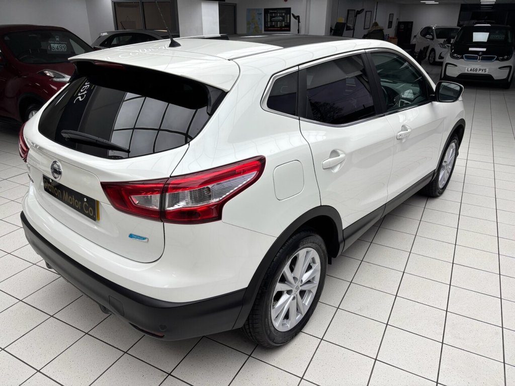 Used Nissan Qashqai 2015 for sale - 77328351: Photo 18