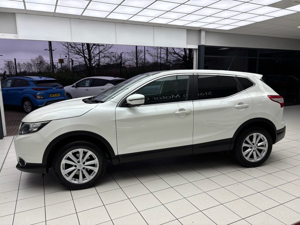 Used Nissan Qashqai 2015 for sale - 77328351: Photo 7