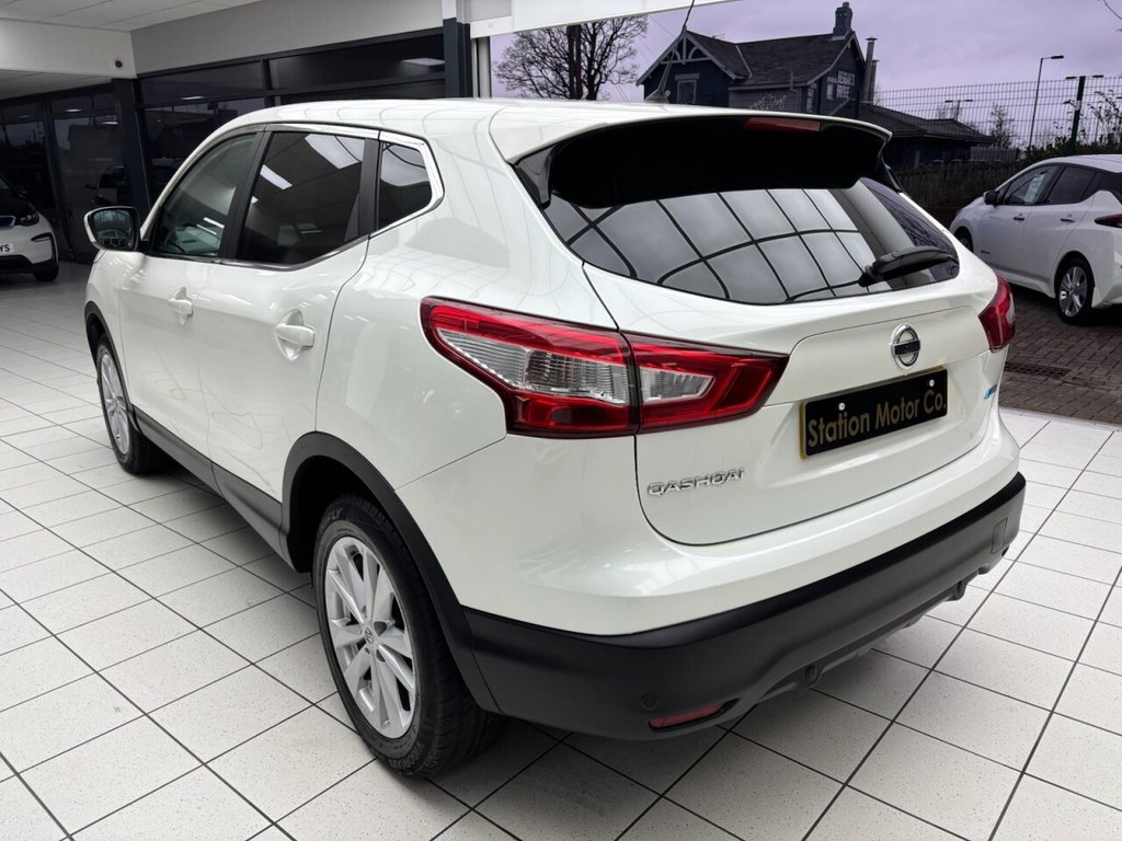 Used Nissan Qashqai 2015 for sale - 77328351: Photo 8