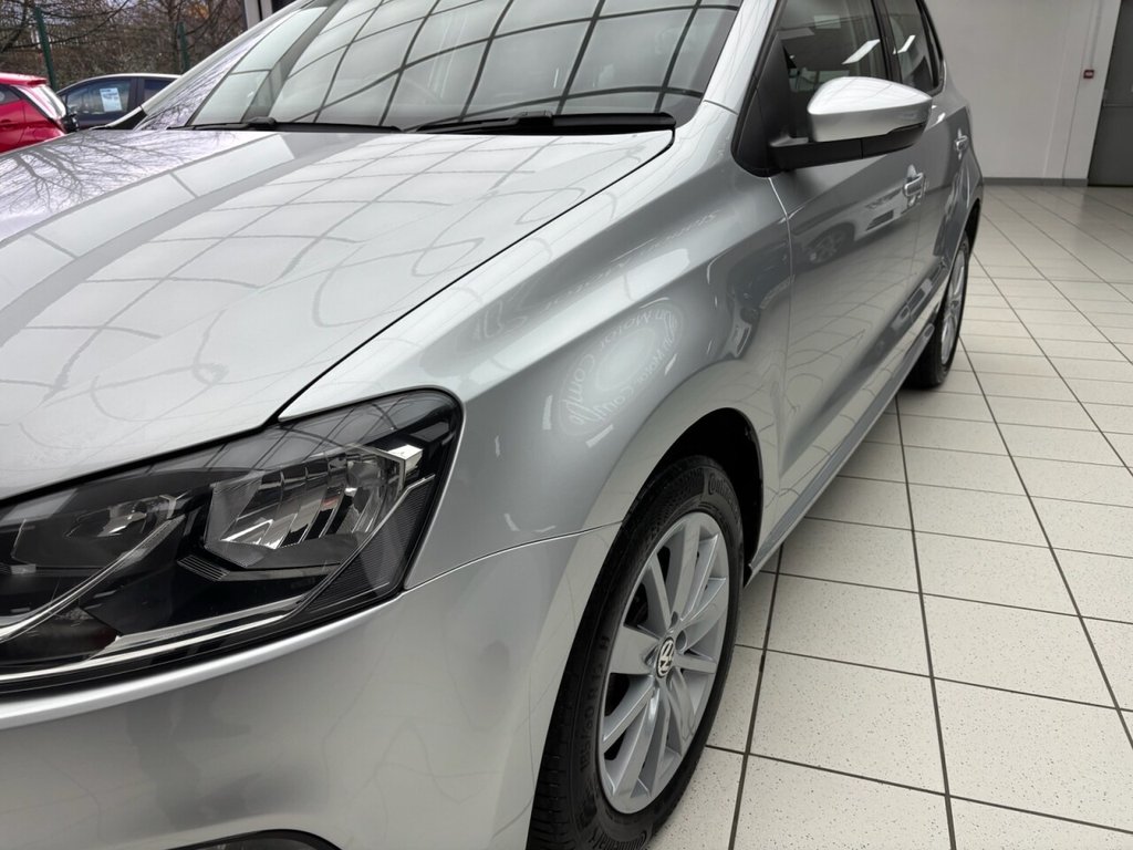 Used Volkswagen Polo 2015 for sale - 77655277: Photo 25