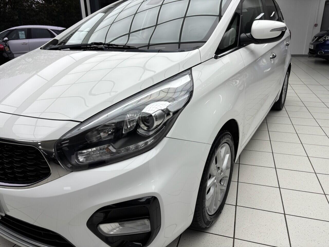 Used Kia Carens 2017 for sale - 76613258: Photo 15