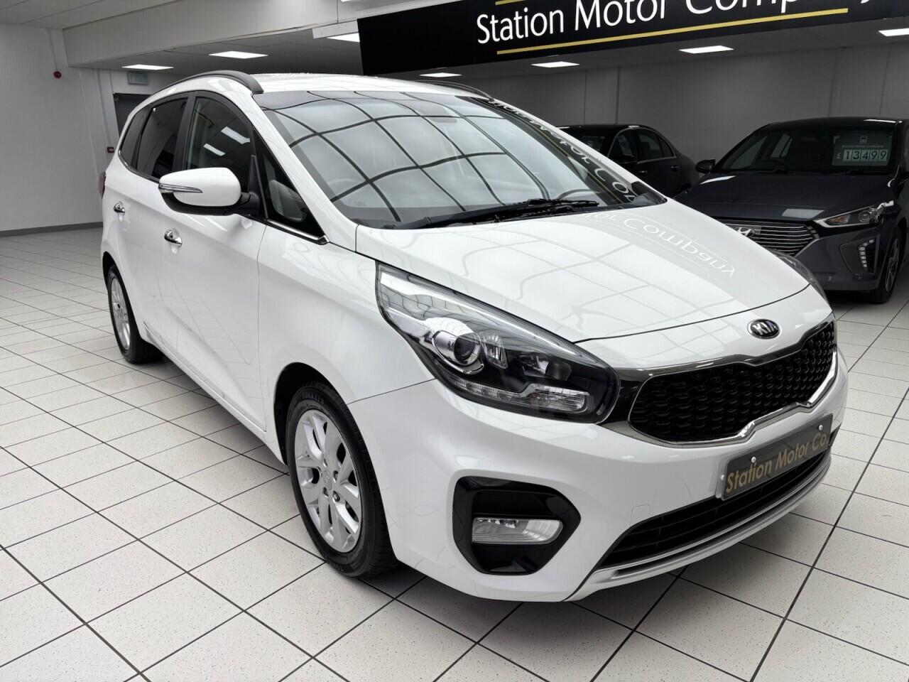 Used Kia Carens 2017 for sale - 76613258: Photo 2
