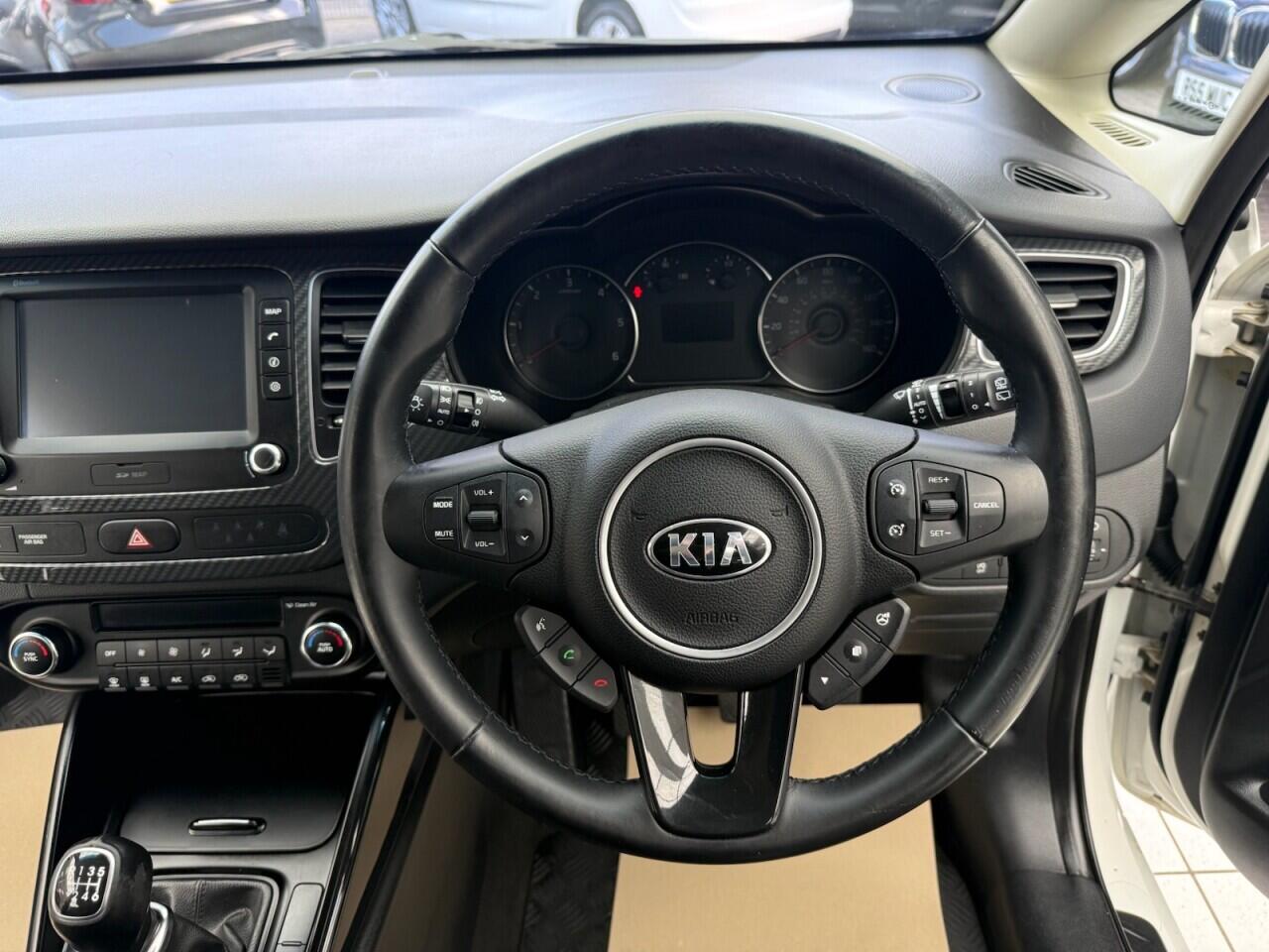 Used Kia Carens 2017 for sale - 76613258: Photo 25