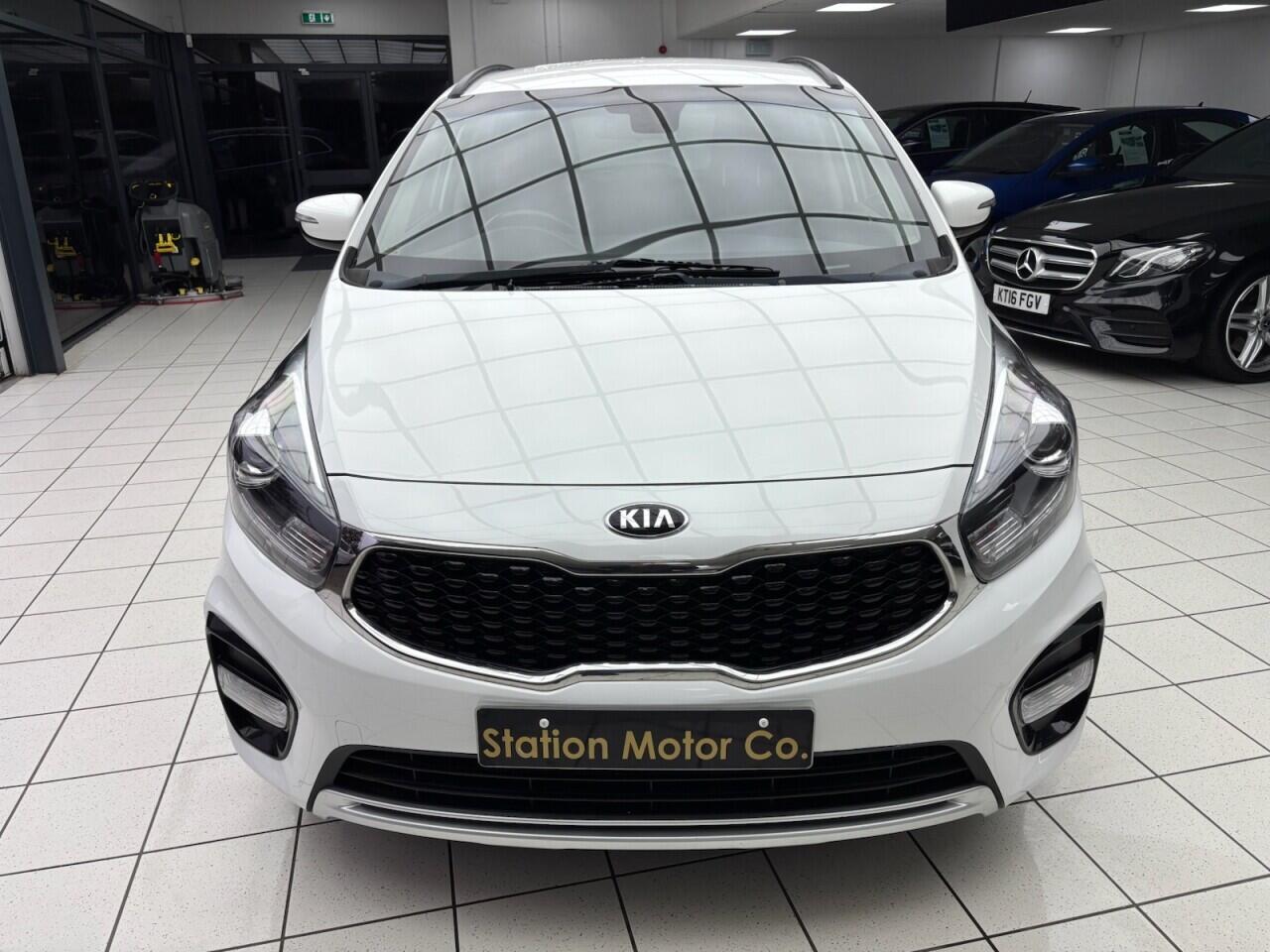 Used Kia Carens 2017 for sale - 76613258: Photo 4