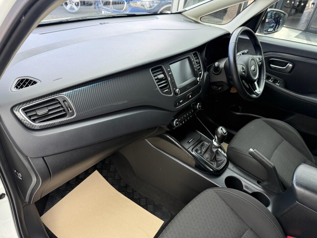 Used Kia Carens 2017 for sale - 76613258: Photo 46