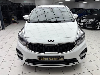 Used Kia Carens 2017 for sale - 76613258: Photo
