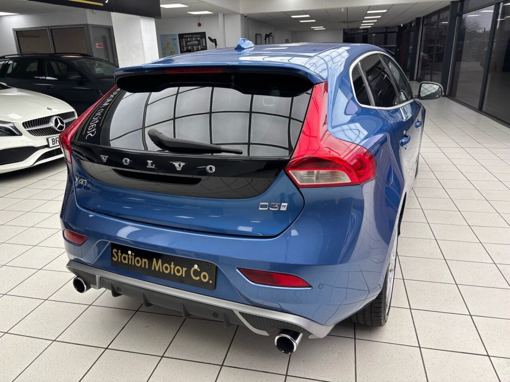 Used Volvo V40 2018 for sale - 77609256: Photo 11