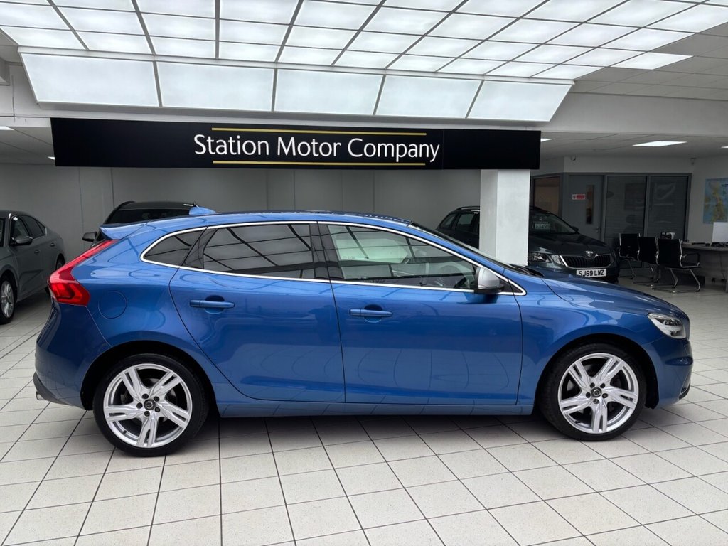 Used Volvo V40 2018 for sale - 77609256: Photo 13