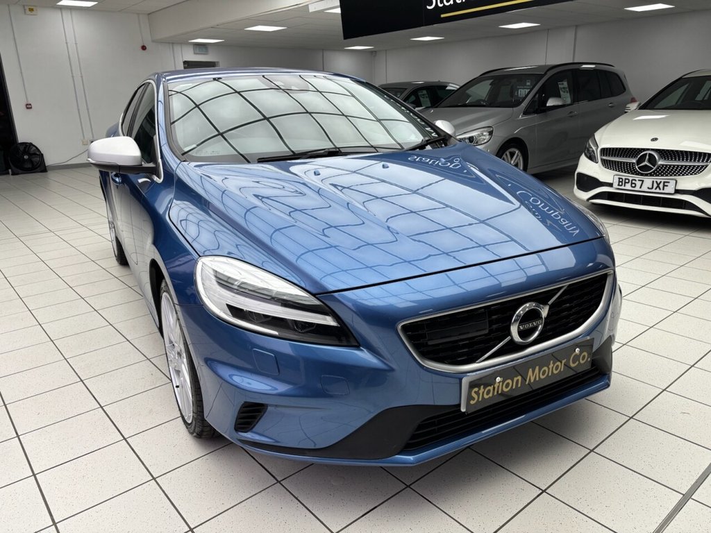 Used Volvo V40 2018 for sale - 77609256: Photo 3