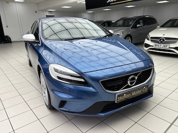 Used Volvo V40 2018 for sale - 77609256: Photo