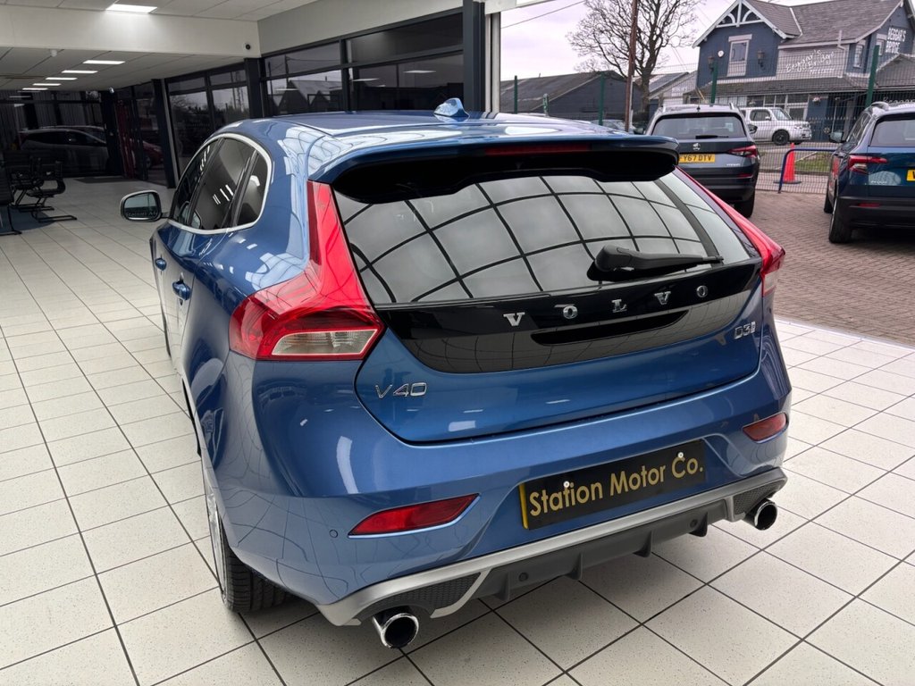 Used Volvo V40 2018 for sale - 77609256: Photo 9