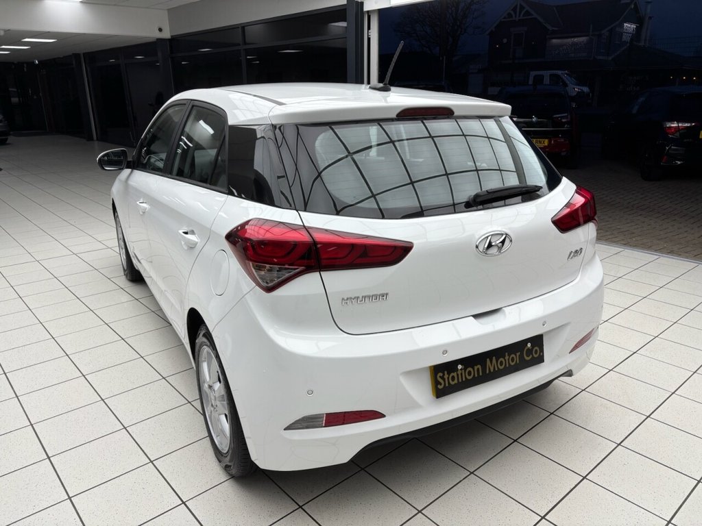 Used Hyundai i20 2017 for sale - 77583637: Photo 10