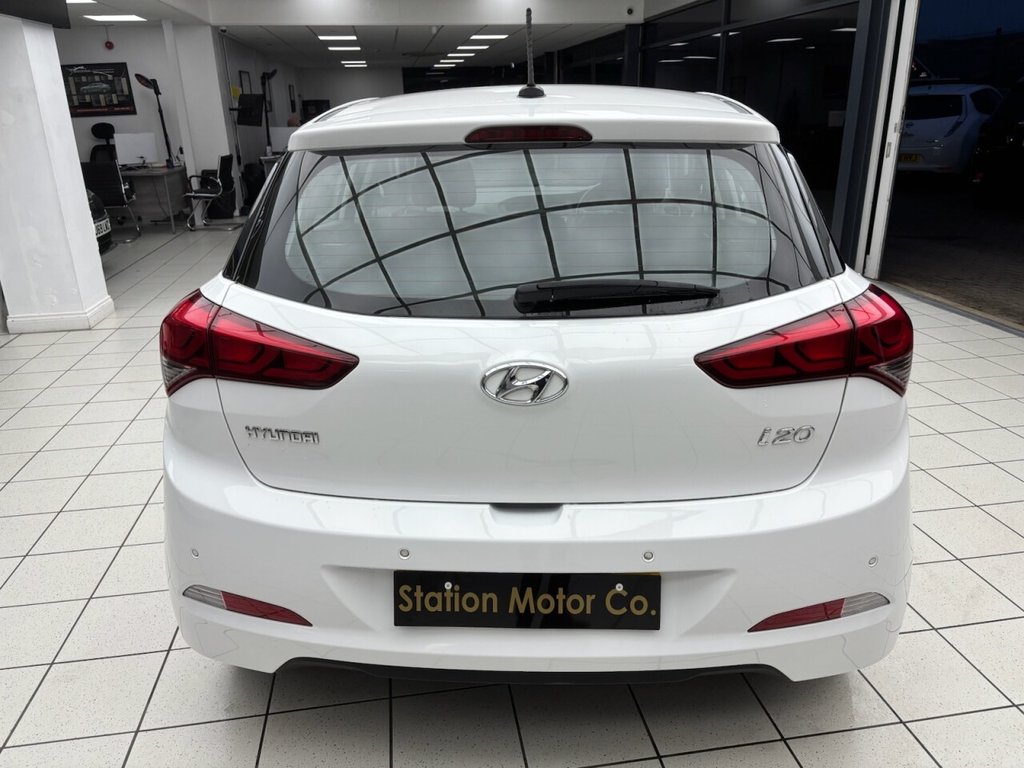 Used Hyundai i20 2017 for sale - 77583637: Photo 12
