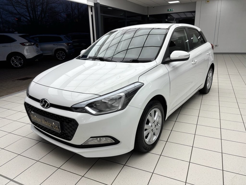 Used Hyundai i20 2017 for sale - 77583637: Photo 6