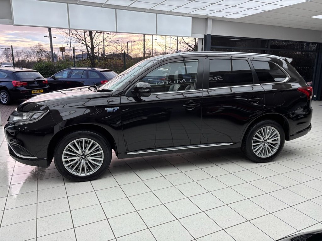 Used Mitsubishi Outlander 2020 for sale - 76848291: Photo 2