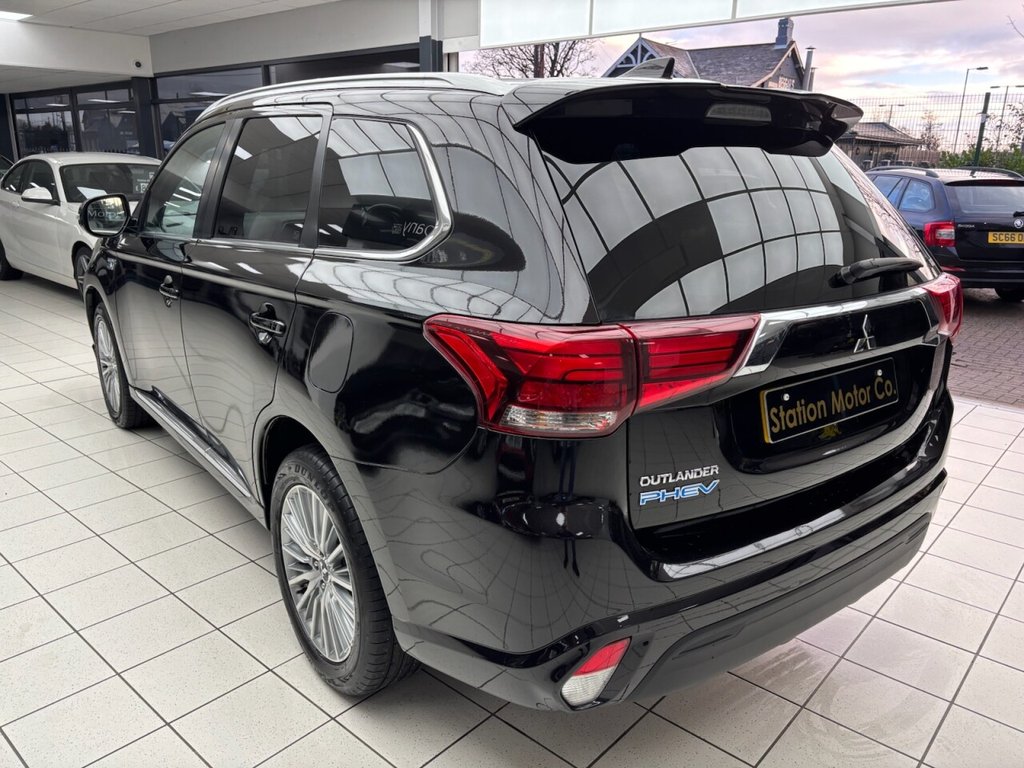 Used Mitsubishi Outlander 2020 for sale - 76848291: Photo 9