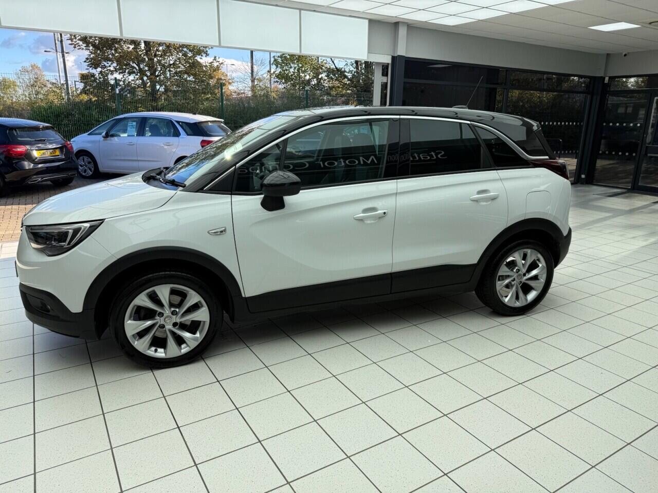 Used Vauxhall Crossland X 2019 for sale - 76612855: Photo 2
