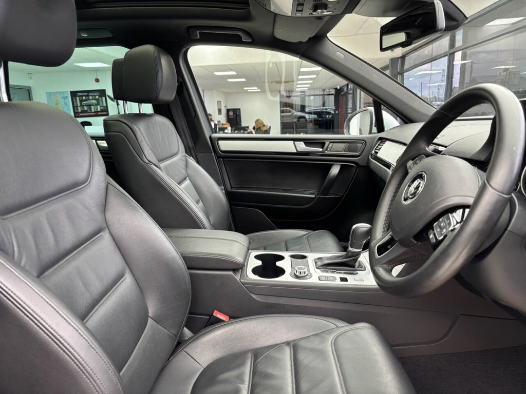 Used Volkswagen Touareg 2014 for sale - 78016940: Photo 3