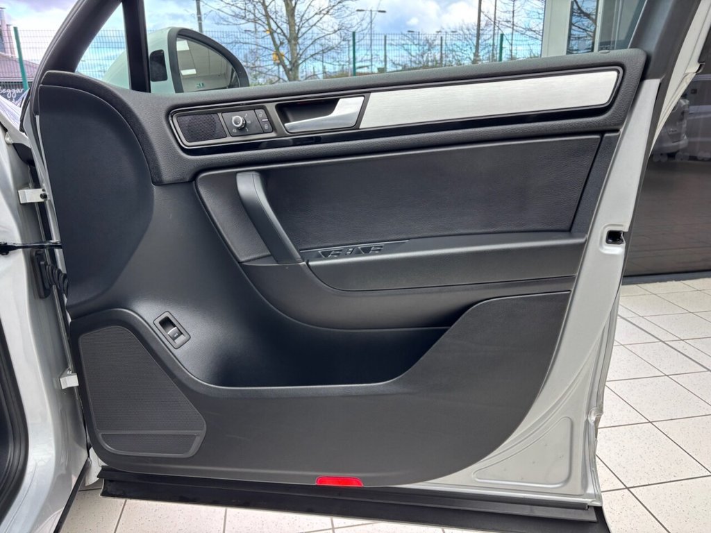 Used Volkswagen Touareg 2014 for sale - 78016940: Photo 41