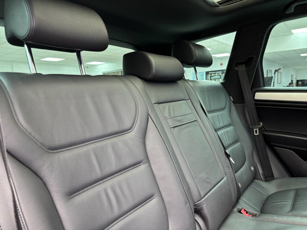 Used Volkswagen Touareg 2014 for sale - 78016940: Photo 42