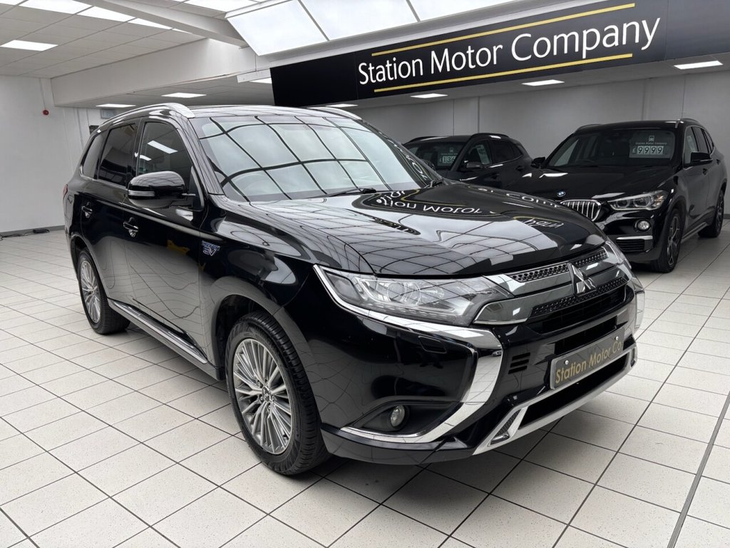 Used Mitsubishi Outlander 2019 for sale - 76923599: Photo 2