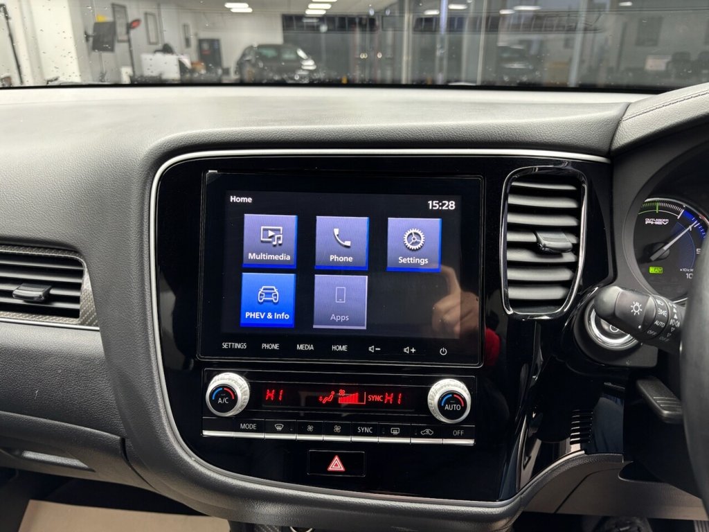 Used Mitsubishi Outlander 2019 for sale - 76923599: Photo 26