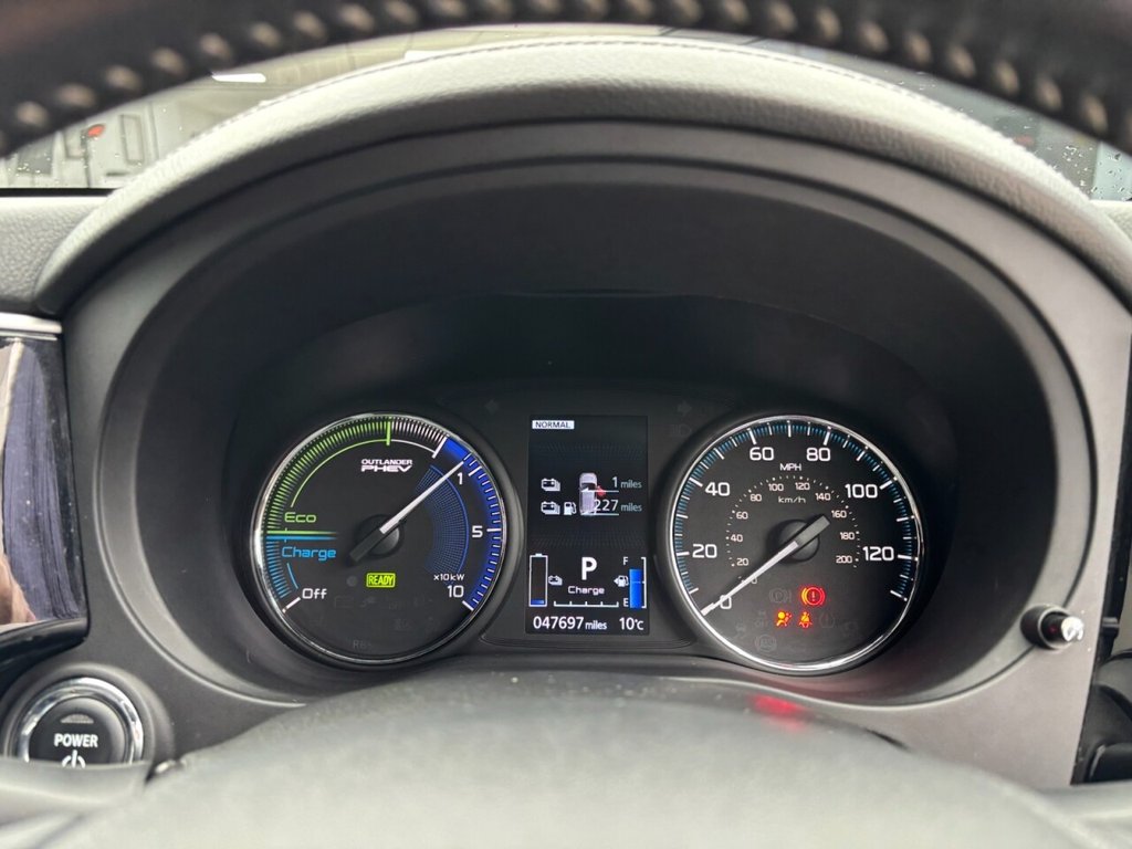 Used Mitsubishi Outlander 2019 for sale - 76923599: Photo 27