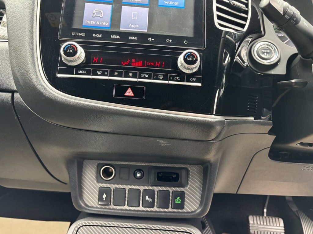 Used Mitsubishi Outlander 2019 for sale - 76923599: Photo 28