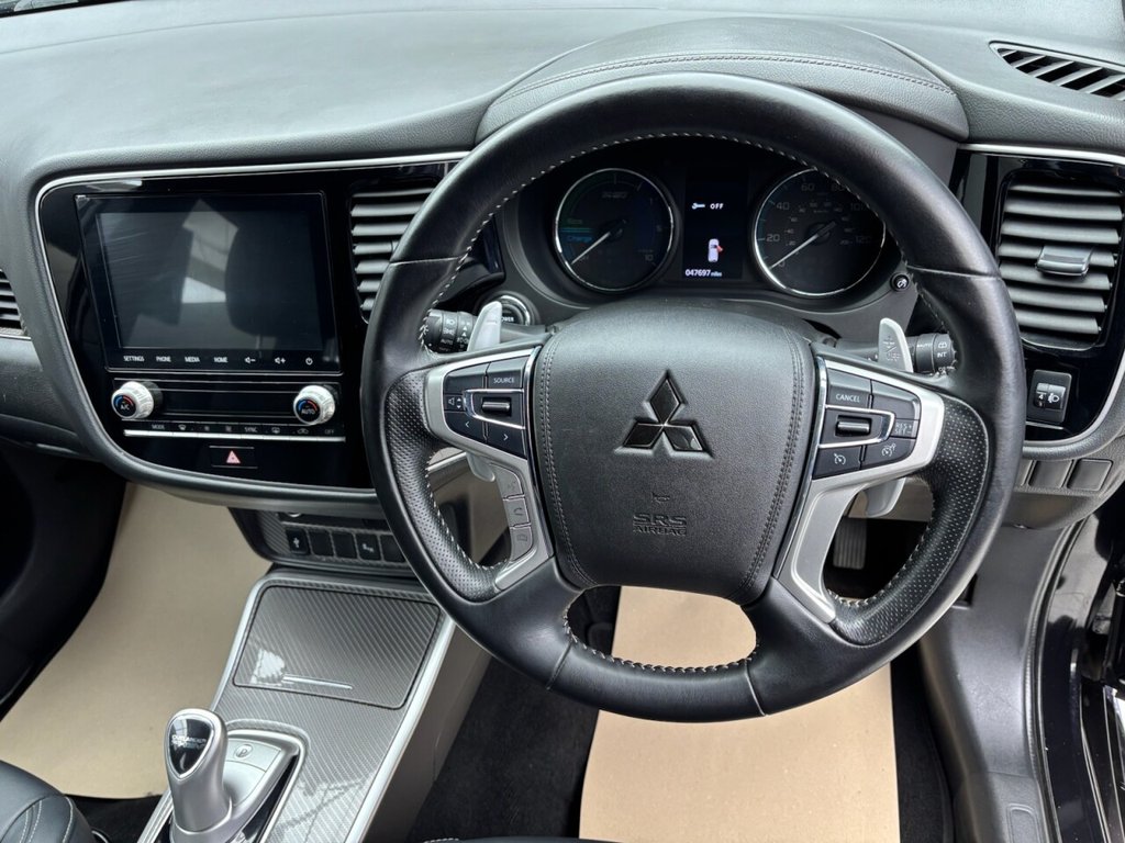 Used Mitsubishi Outlander 2019 for sale - 76923599: Photo 31