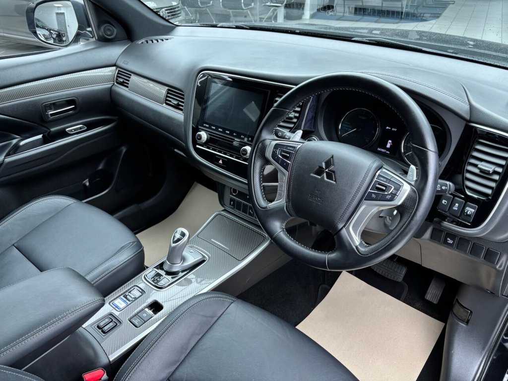 Used Mitsubishi Outlander 2019 for sale - 76923599: Photo 32