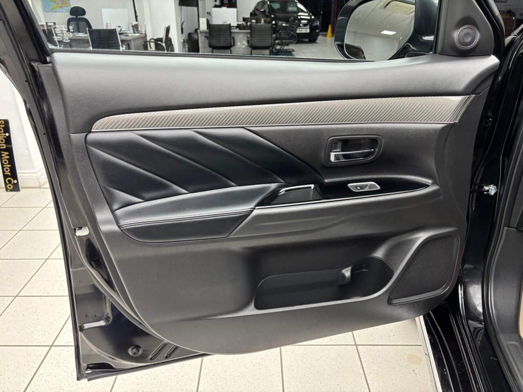 Used Mitsubishi Outlander 2019 for sale - 76923599: Photo 34