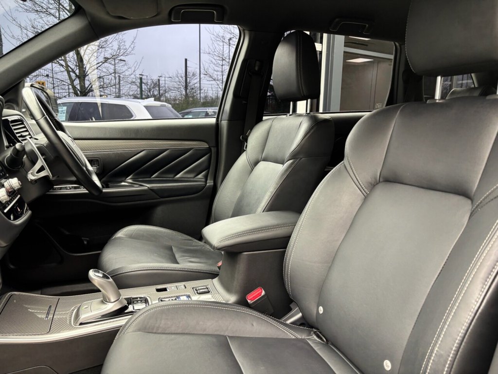 Used Mitsubishi Outlander 2019 for sale - 76923599: Photo 35