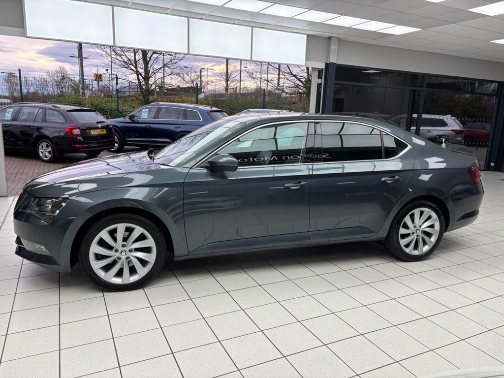 Used Skoda Superb 2016 for sale - 76730218: Photo 2