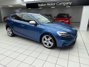 Used Volvo V40 2016 for sale - 77437223: Photo