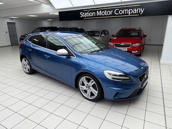 Used Volvo V40 2016 for sale - 77437223: Photo