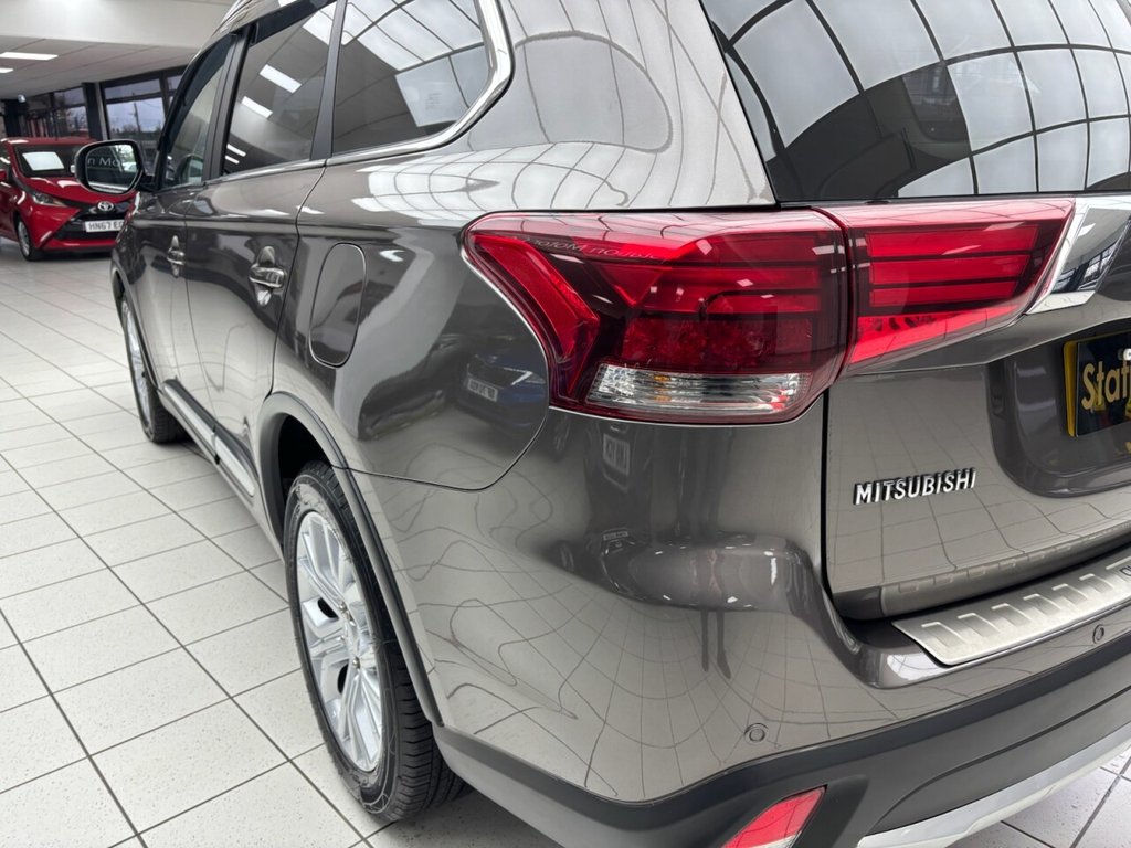 Used Mitsubishi Outlander 2017 for sale - 78212529: Photo 16