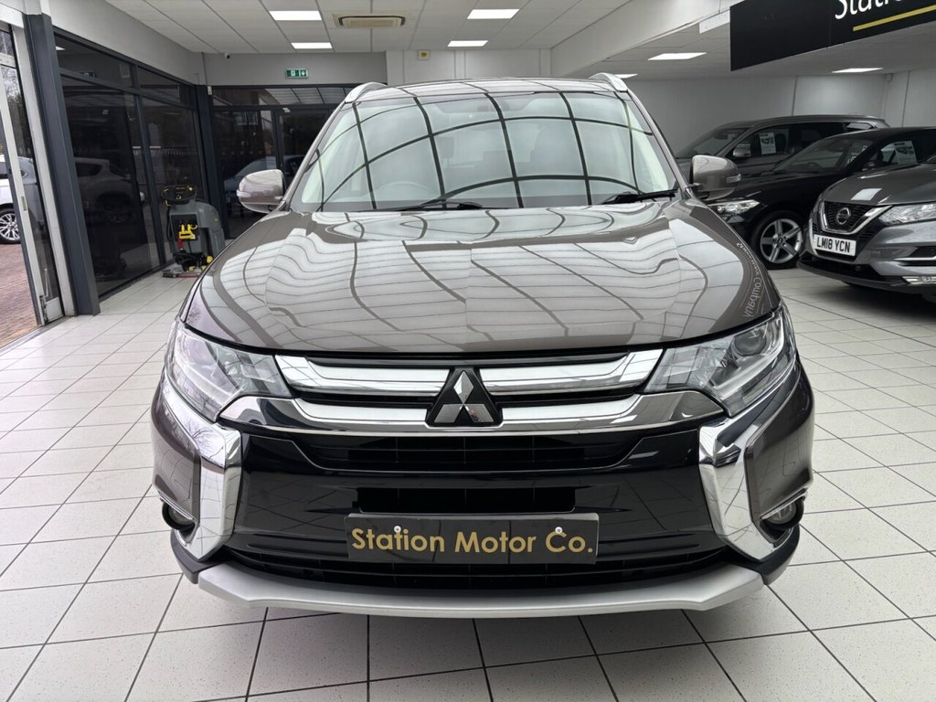 Used Mitsubishi Outlander 2017 for sale - 78212529: Photo 4