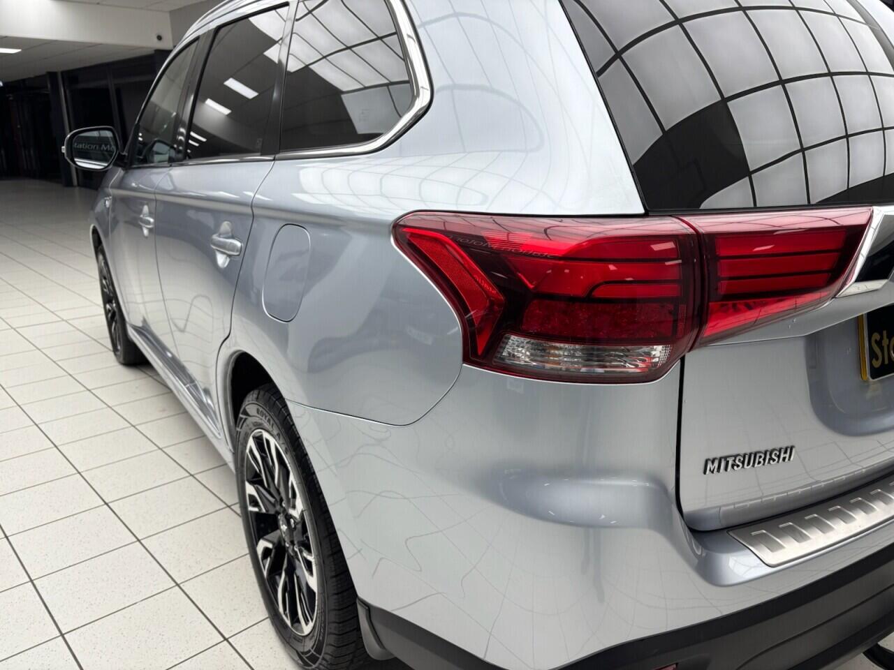 Used Mitsubishi Outlander 2018 for sale - 76613380: Photo 17
