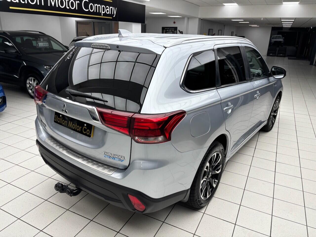 Used Mitsubishi Outlander 2018 for sale - 76613380: Photo 19