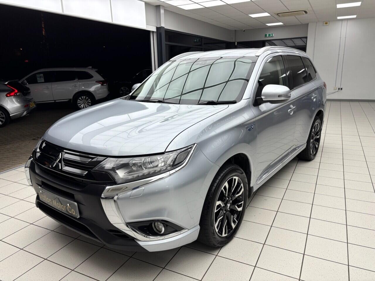 Used Mitsubishi Outlander 2018 for sale - 76613380: Photo 8