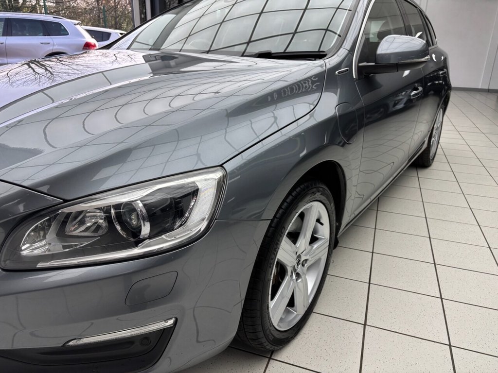 Used Volvo V60 2016 for sale - 77967622: Photo 17