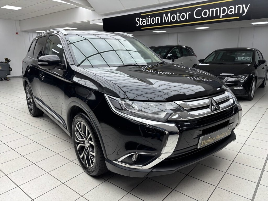 Used Mitsubishi Outlander 2018 for sale - 76783786: Photo 2