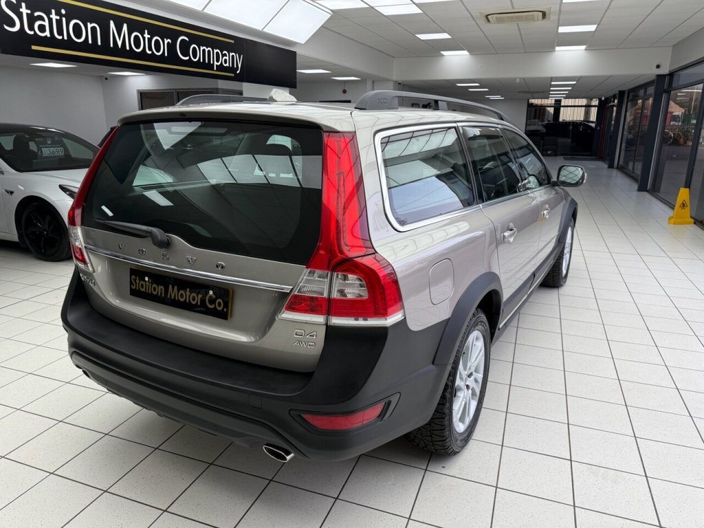 Used Volvo XC70 2016 for sale - 77936864: Photo 11
